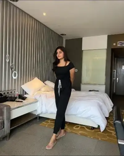 Call Girls Service in Hunsur